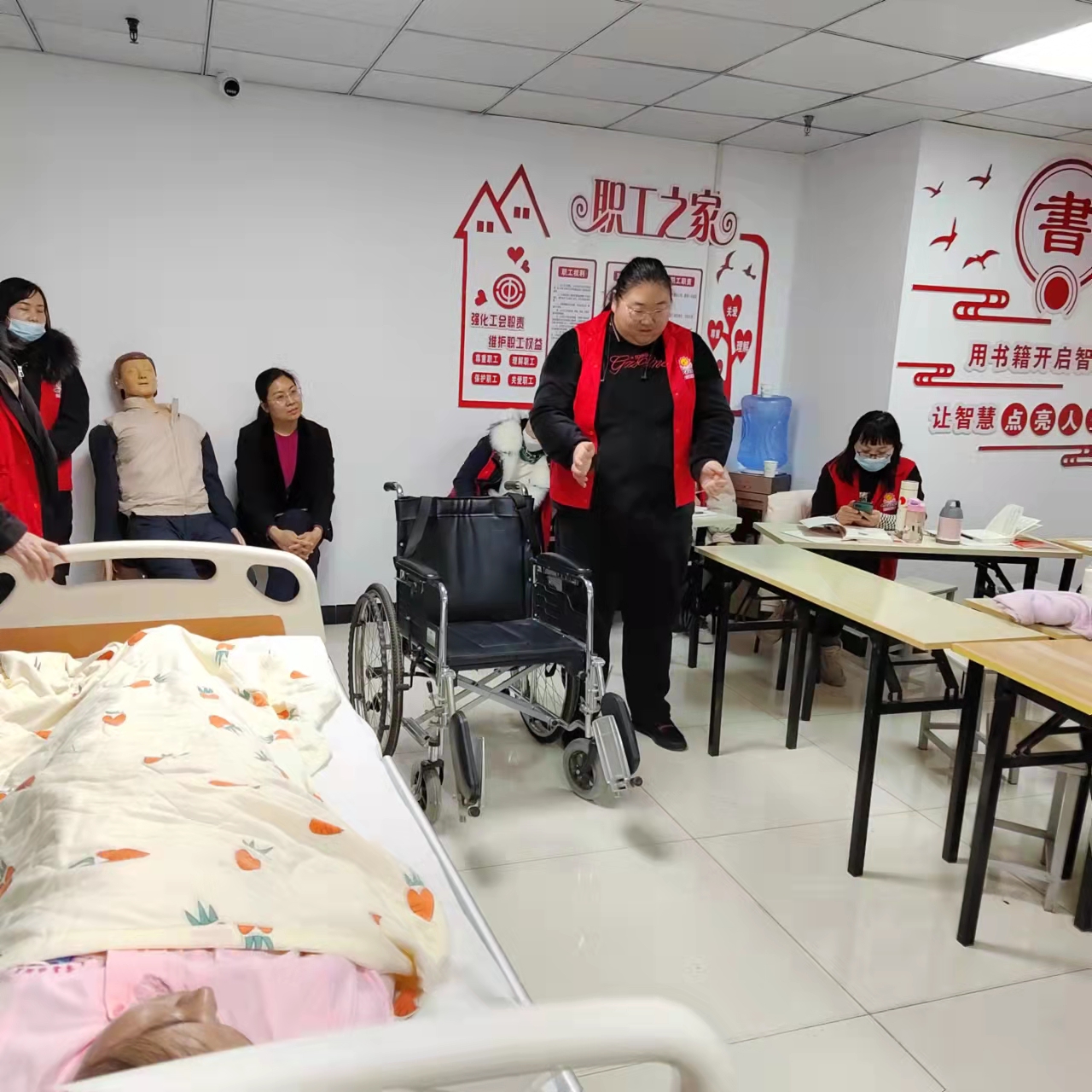 www91（shēng）家政----護工培訓